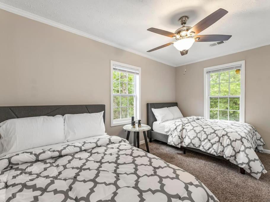 Gorgeous East Village Home Near Downtown Sleeps 12 5 Bedrooms Coffee Bbq Ac Parking Atlanta Luaran gambar