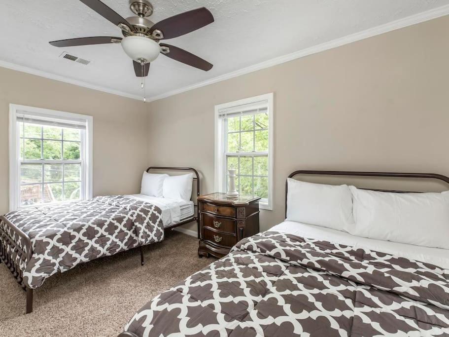 Gorgeous East Village Home Near Downtown Sleeps 12 5 Bedrooms Coffee Bbq Ac Parking Atlanta Luaran gambar