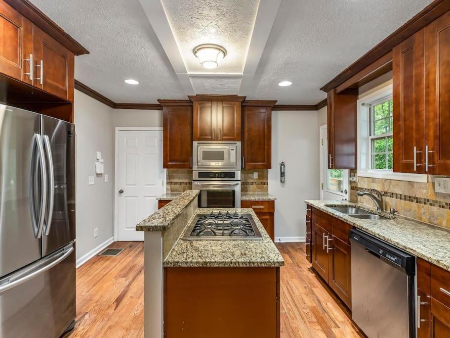 Gorgeous East Village Home Near Downtown Sleeps 12 5 Bedrooms Coffee Bbq Ac Parking Atlanta Luaran gambar